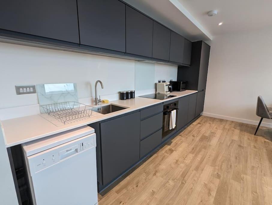 Lovely 1 Bed Apartment - Old Trafford Manchester Exterior photo